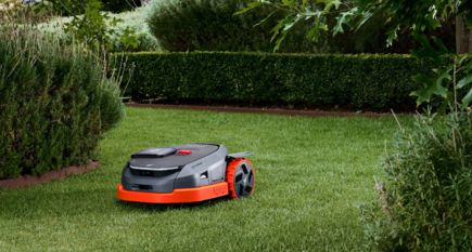 Take your new Navimow unit home TODAY! Available at participating dealers.